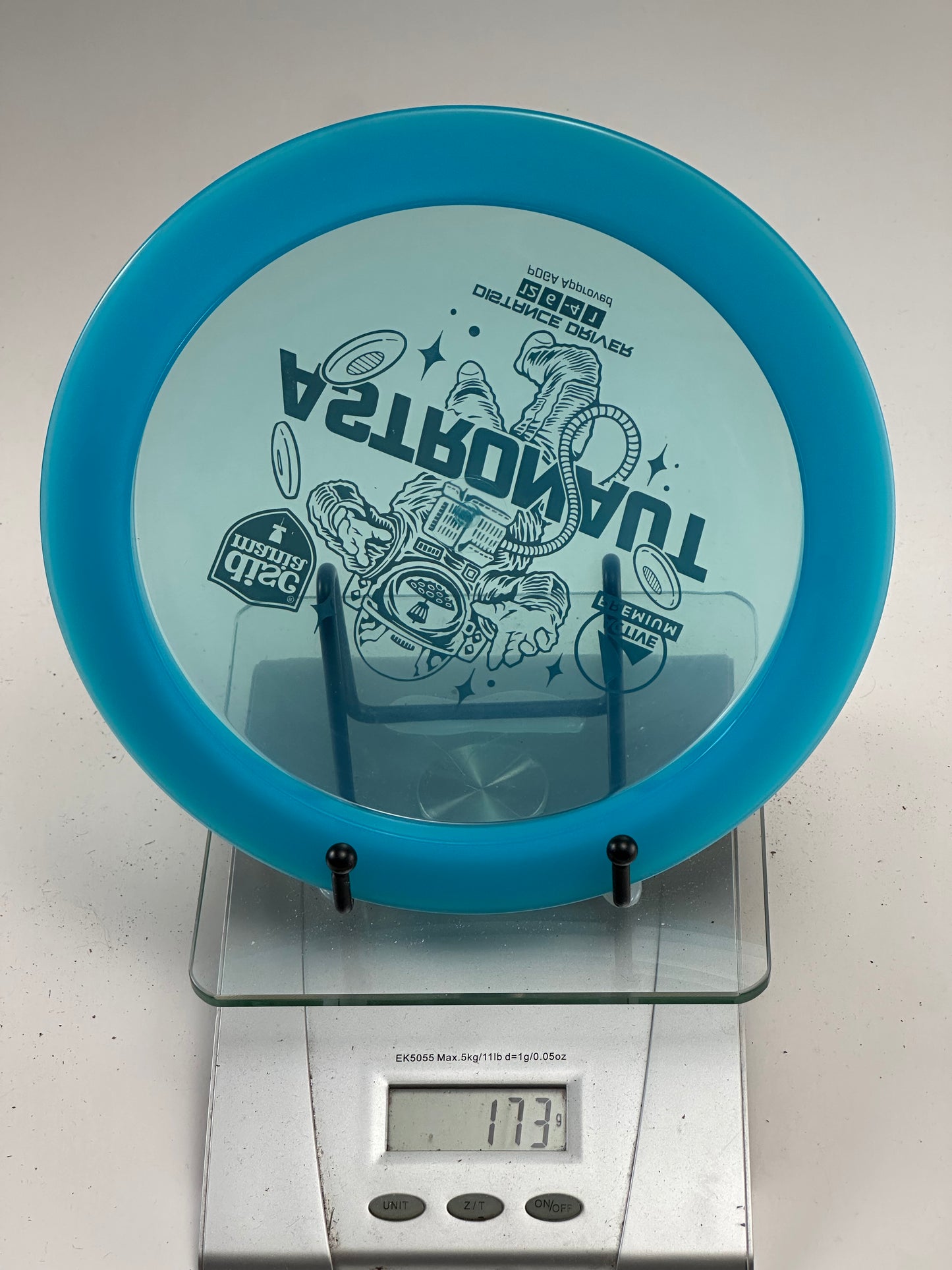 Discmania Active Premium Astronaut distance driver transparent blue Active Premium plastic