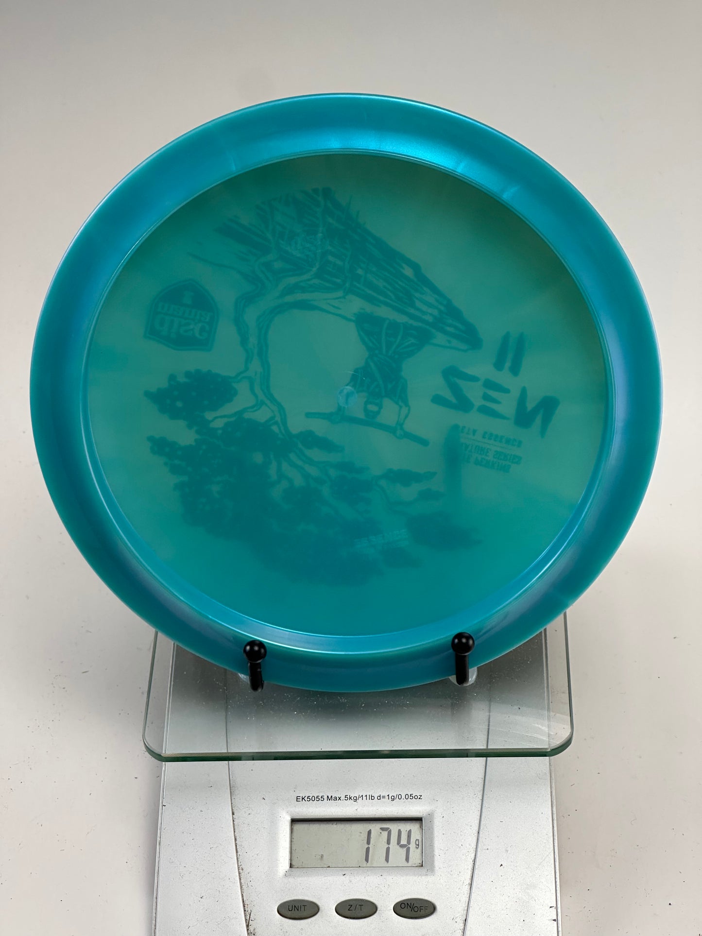 Discmania Essence Meta (Zen II) Nate Perkins 174g Blue w/ Red Foil Stamp