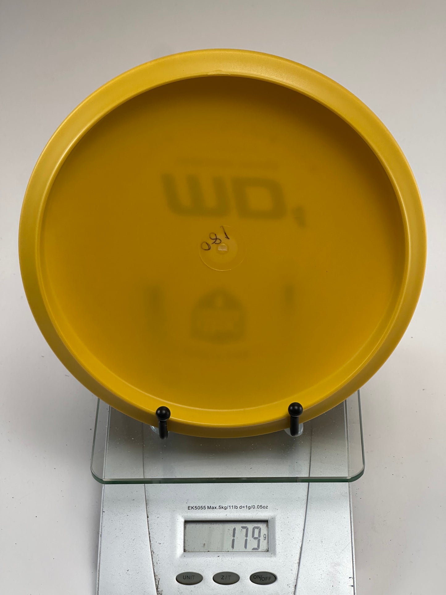 Discmania MD4 Stiff P-Line Midrange – Yellow (179g)