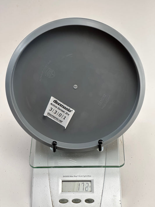 Discmania Active Base Sensei gray putter