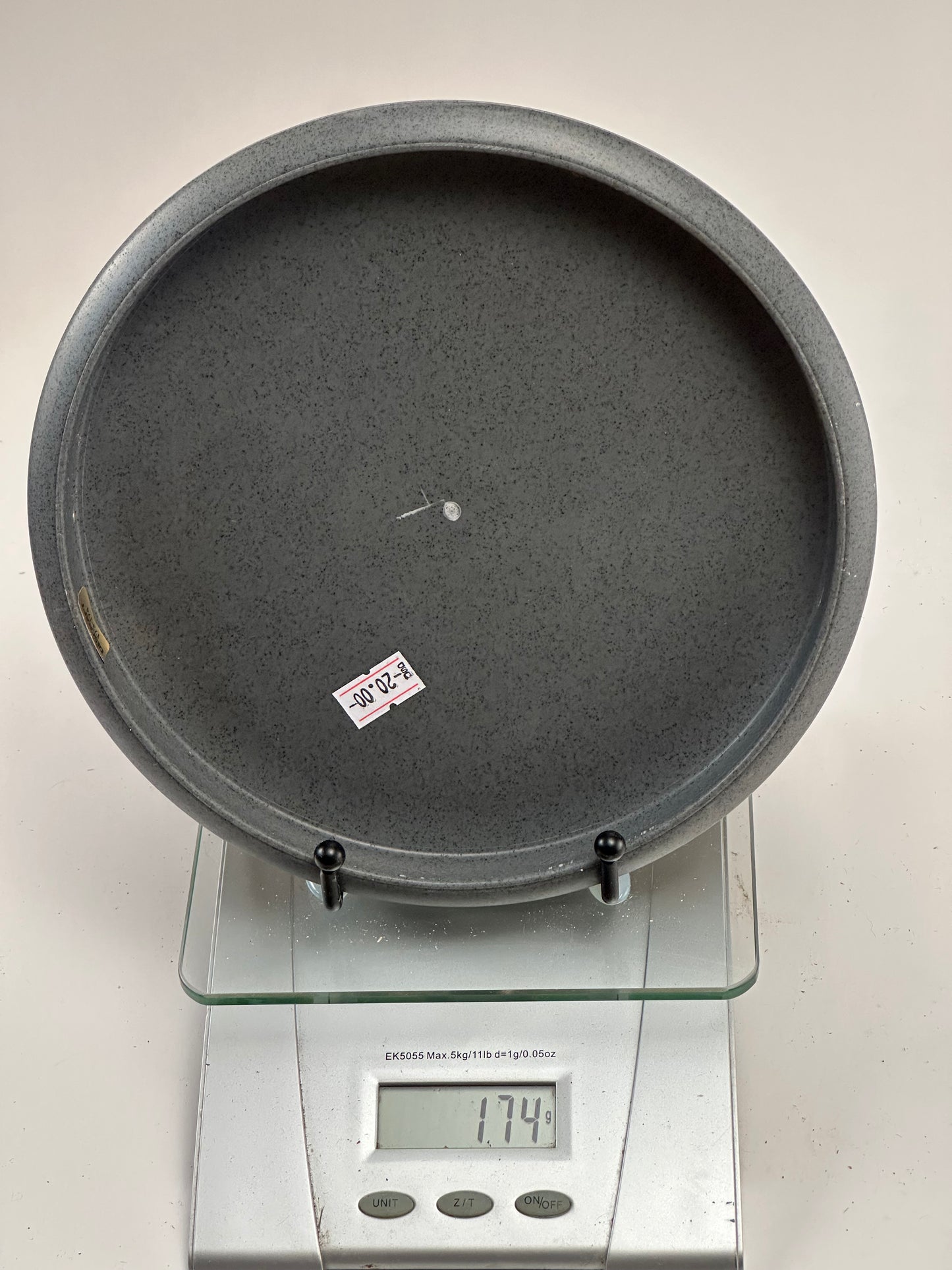 Discraft Roach Bro-D Rubber Blend Putter – Gray Speckle, Rainbow Foil