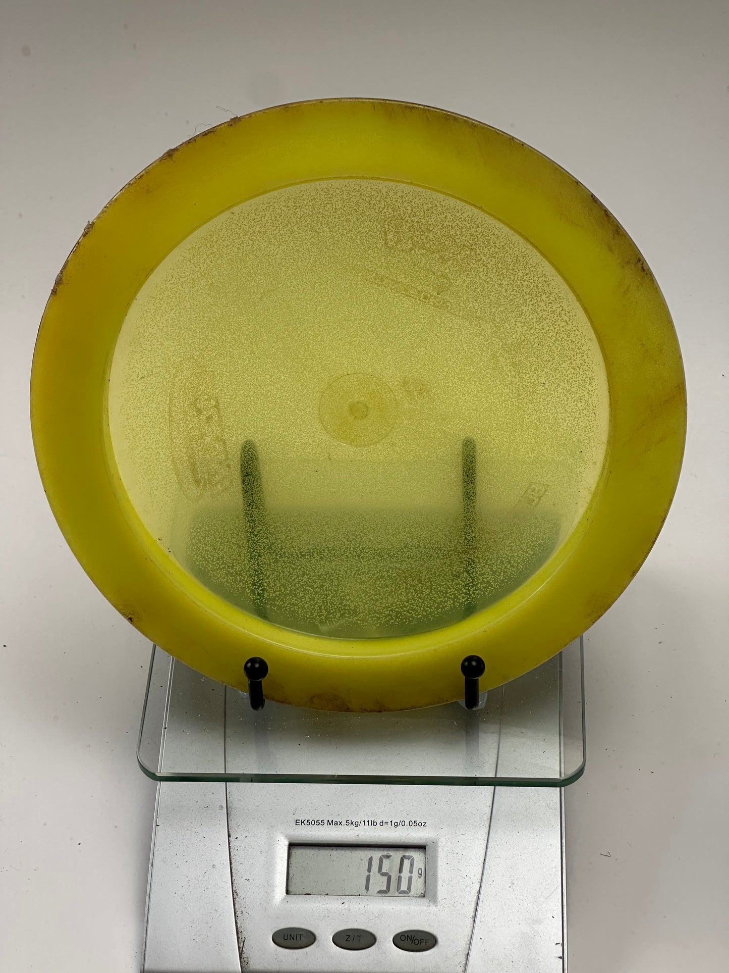 Innova Champion Boss – Transparent Yellow Rim Distance Driver (150-Class)