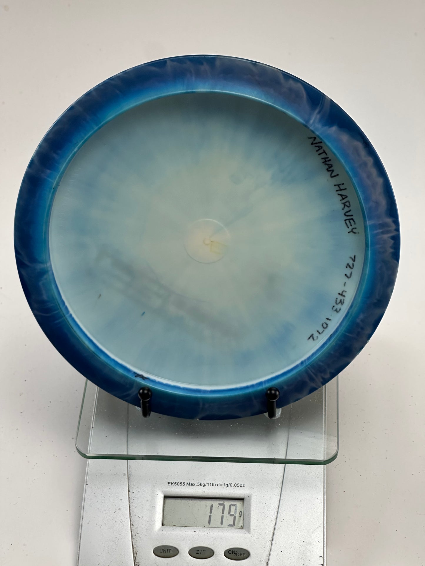 Innova Star Savant (F2) – Swirly Blue Rim, Cloudy Blue Center, Ink