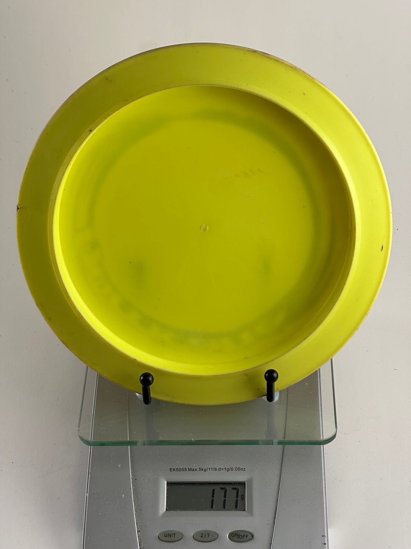 DGA ProLine (likely) Hurricane DGA Hurricane ProLine plastic distance driver yellow 177g