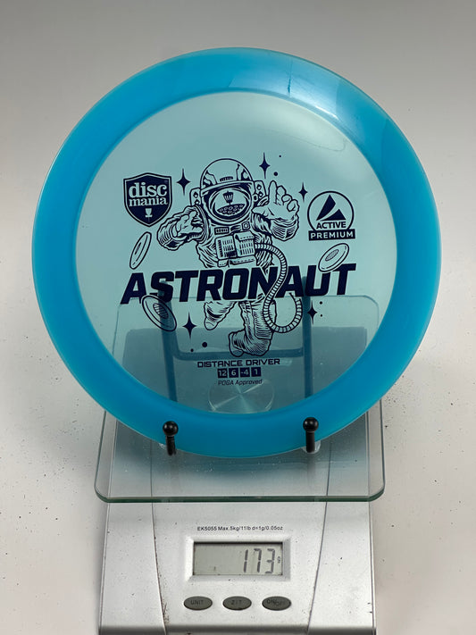 Discmania Active Premium Astronaut distance driver transparent blue Active Premium plastic