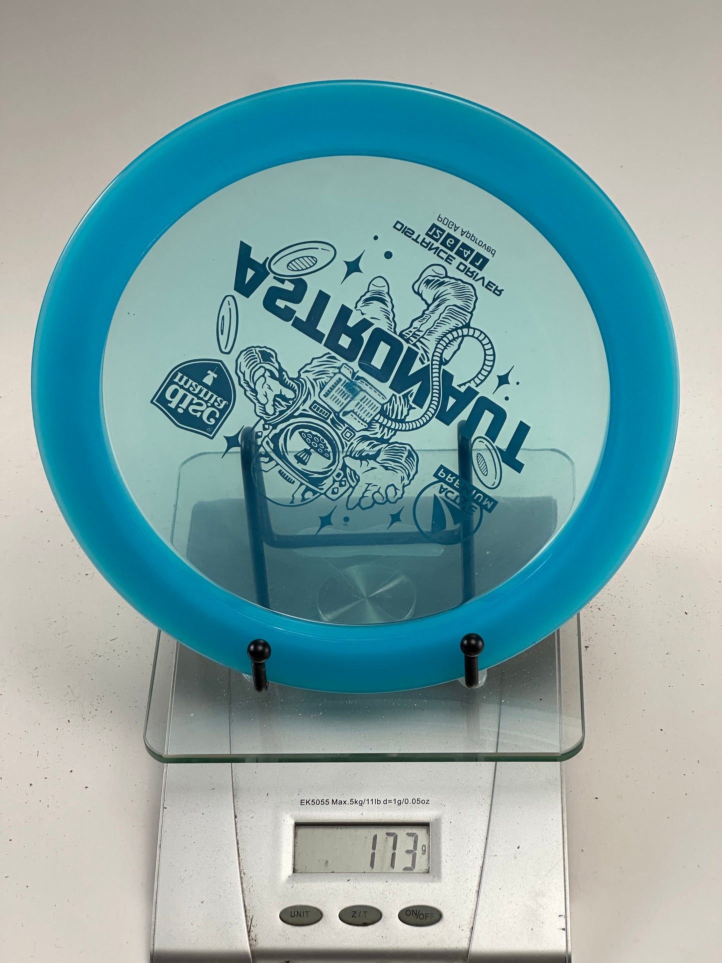 Discmania Active Premium Astronaut distance driver transparent blue Active Premium plastic