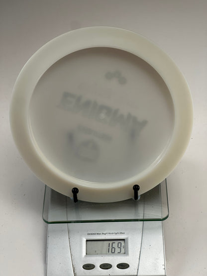 Discmania Evolution Enigma (Neo) Distance Driver - White