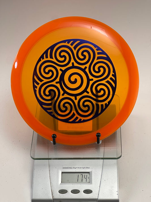 Discmania Genius Active Premium – Transparent Orange (174g)