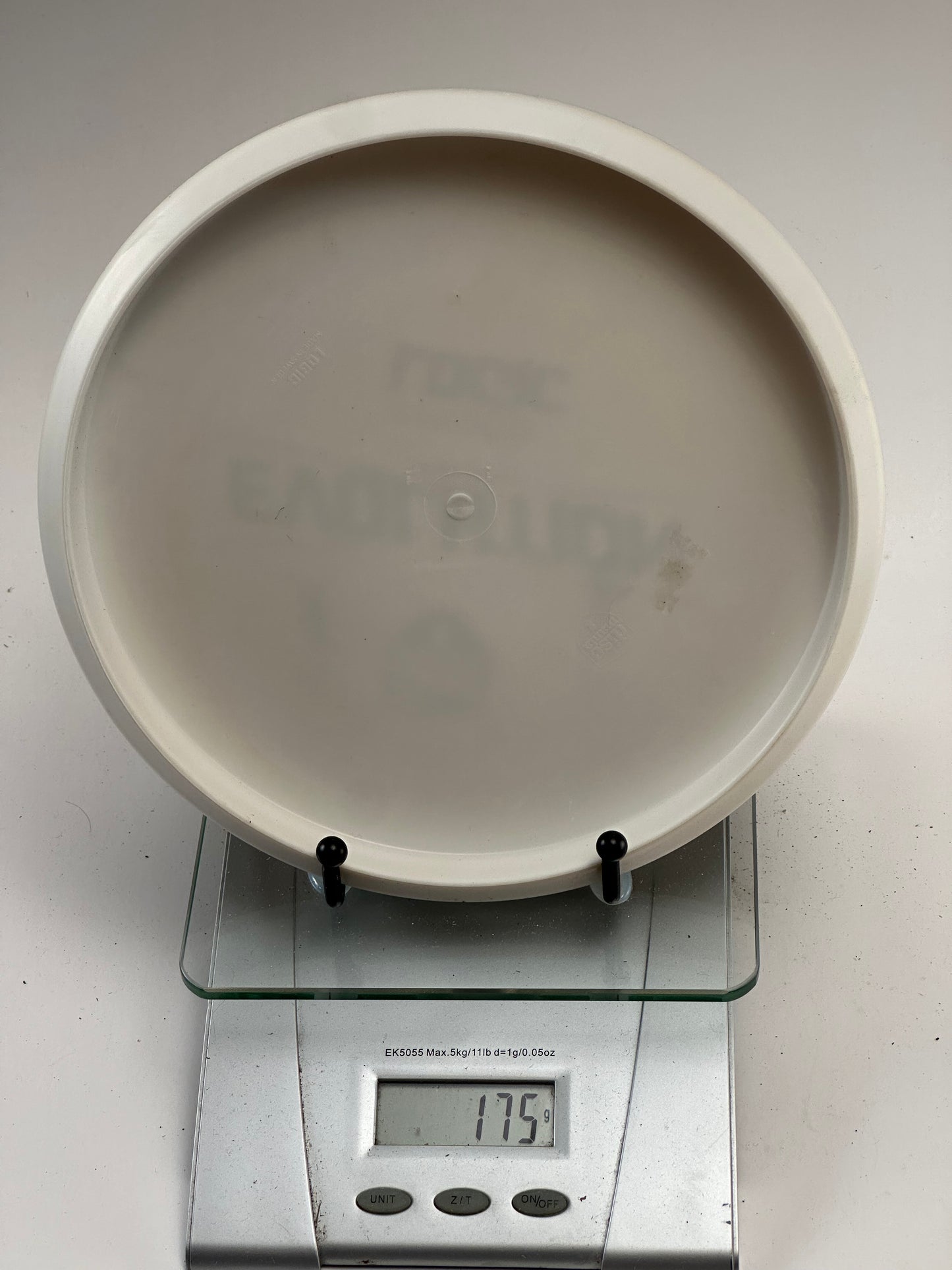 Discmania Logic – Extra Soft Exo Putter (White) Evolution Special Edition