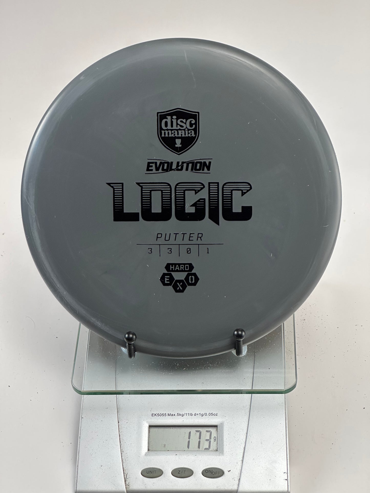 Discmania Logic Putter | Hard Exo | Gray | 173g