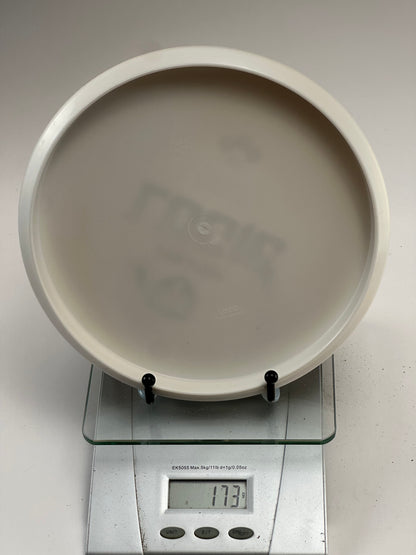 Discmania Logic Putter | Exo Soft | White