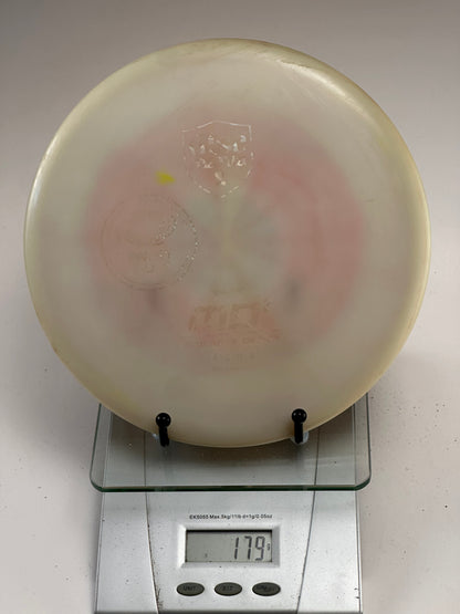 Discmania MD2 C-Line Midrange - Translucent White w/ Red Swirl