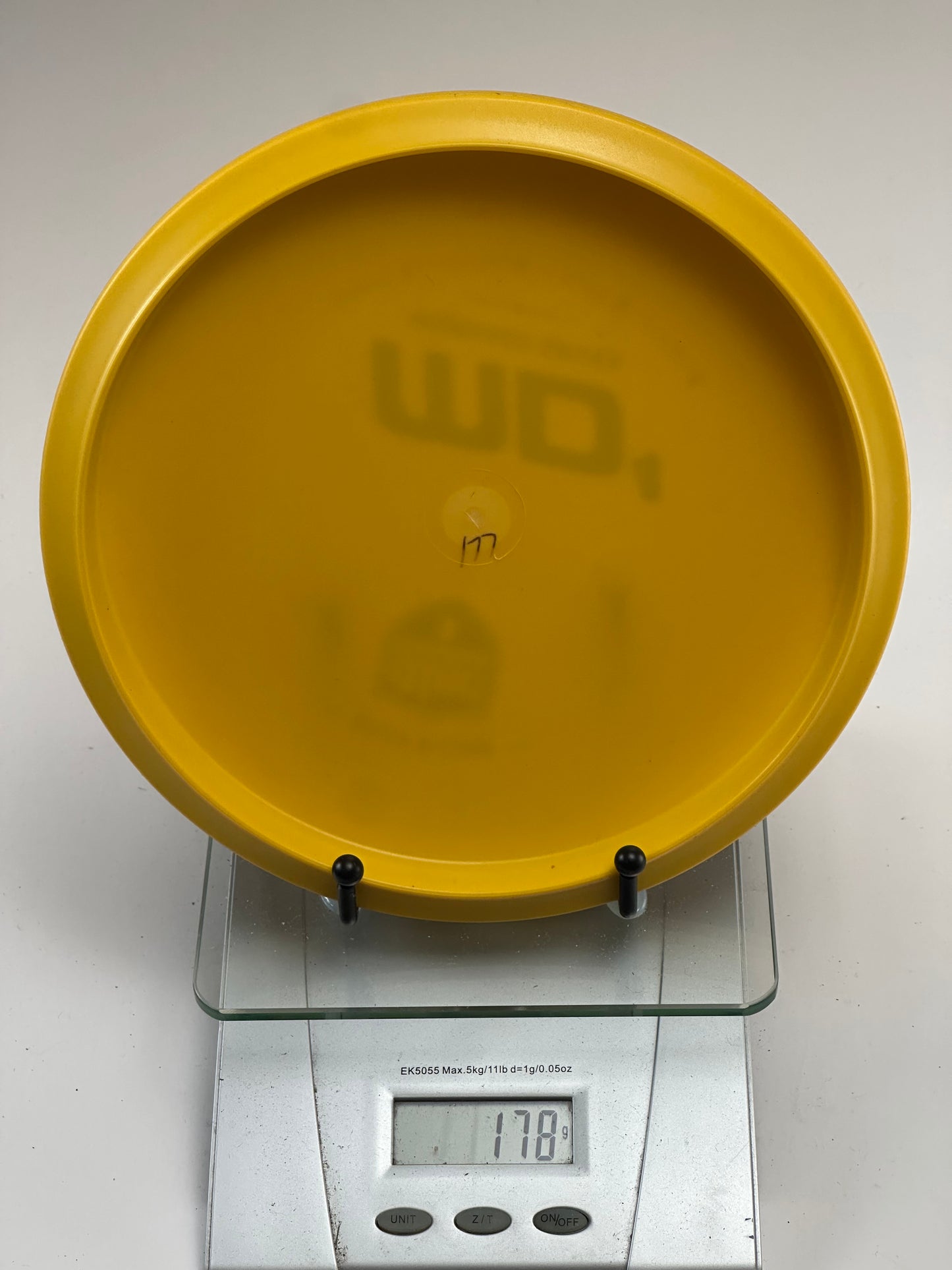 Discmania MD4 Stiff P-Line Midrange, Yellow/Blue Stamp (178g)