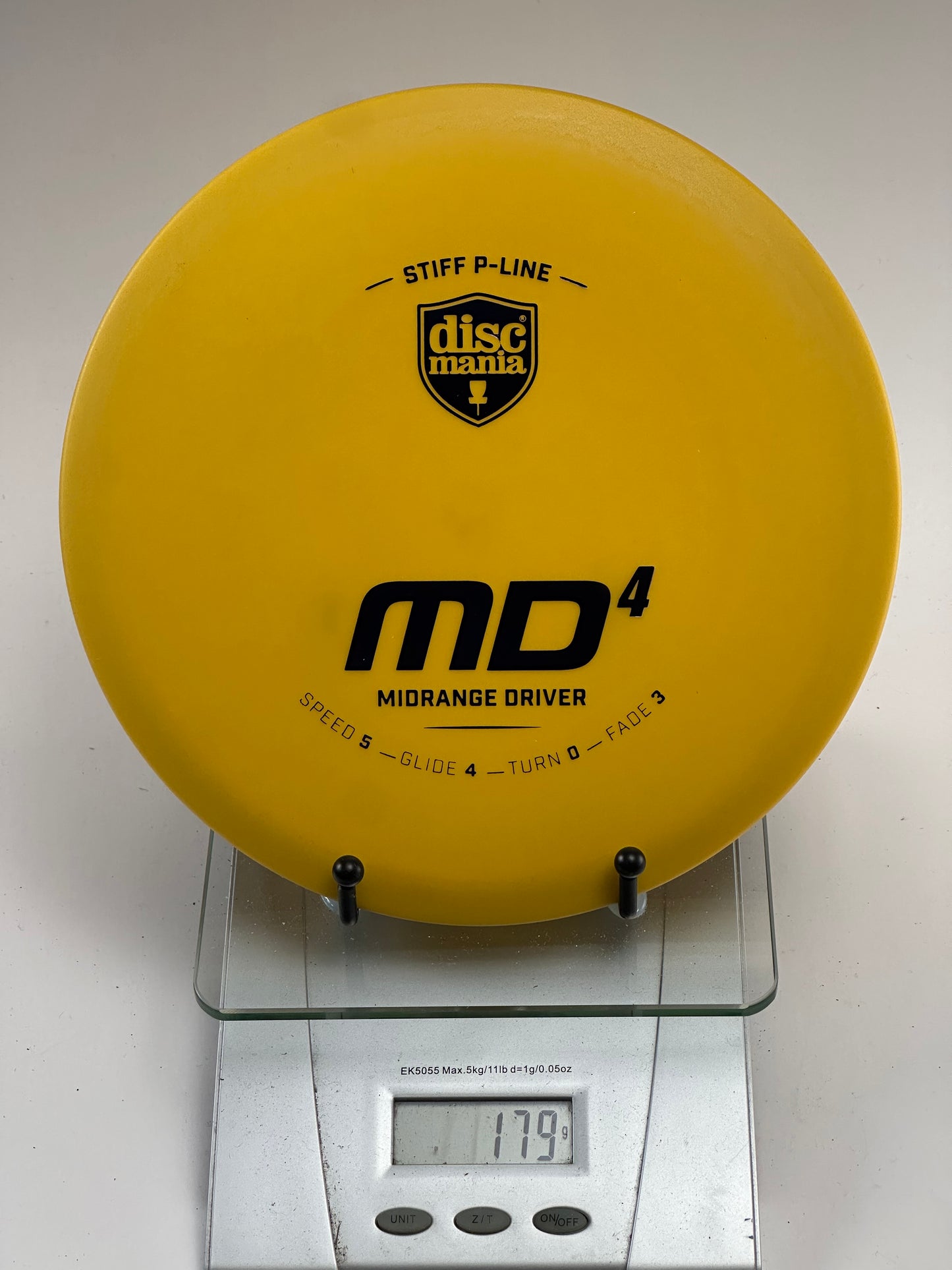 Discmania MD4 Stiff P-Line Midrange – Yellow (179g)
