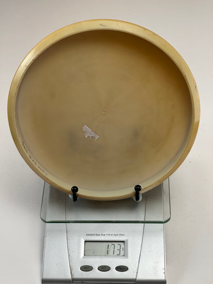 Discmania P2 D-Line Putter – Yellow