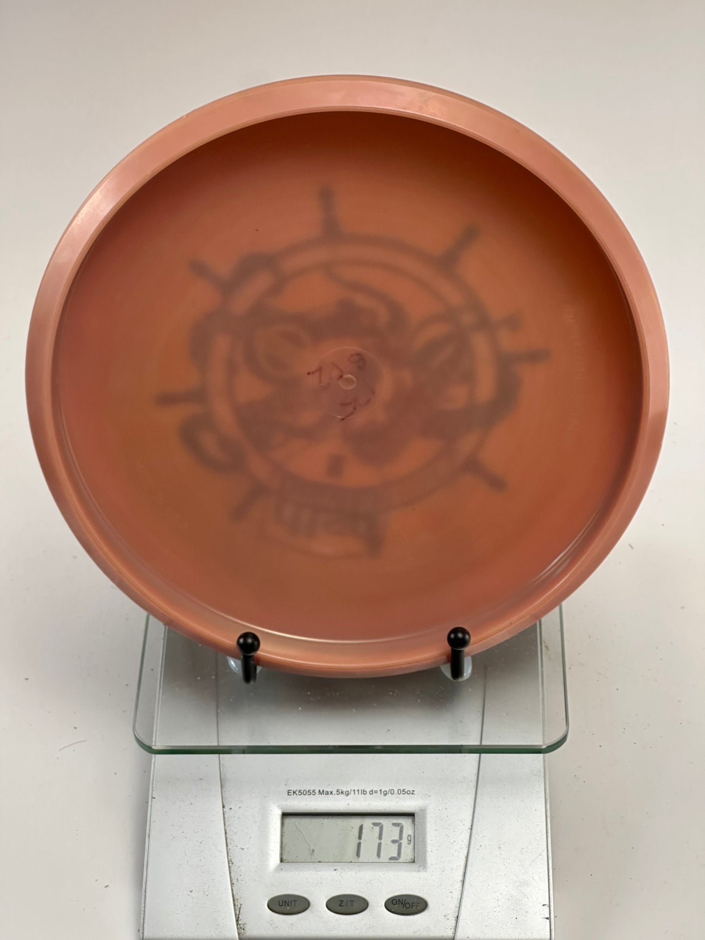 Discmania S-Line P2 Putter (Salmon) - Octopus Ship Wheel Stamp