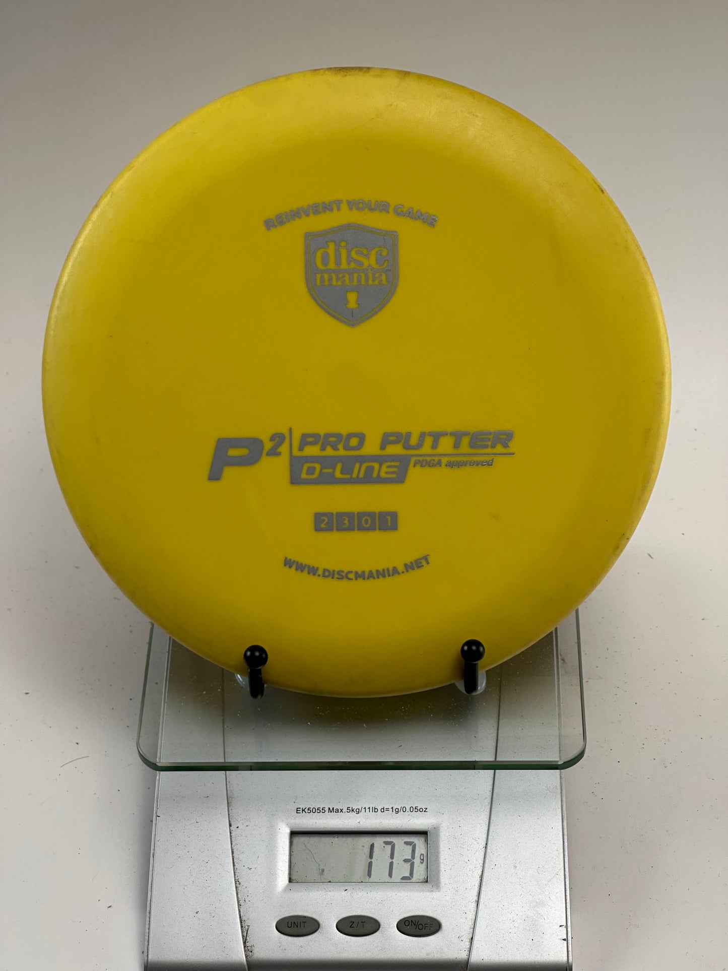 Discmania P2 D-Line Flex 2 Putter - Yellow