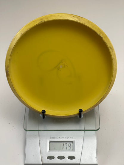Discmania P-Line P2 Putter (Yellow) Psycho Stamp