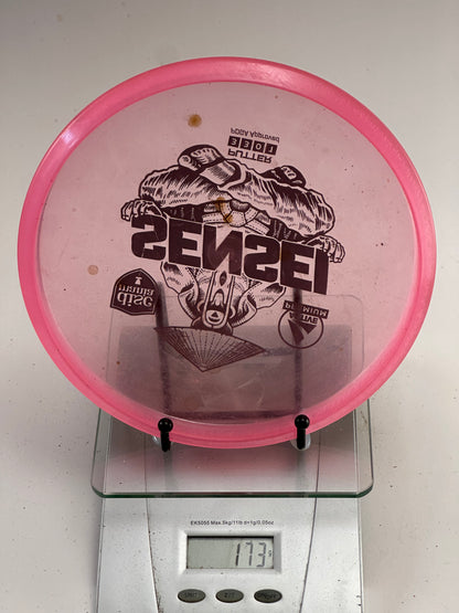 Discmania Active Premium Sensei pink putter