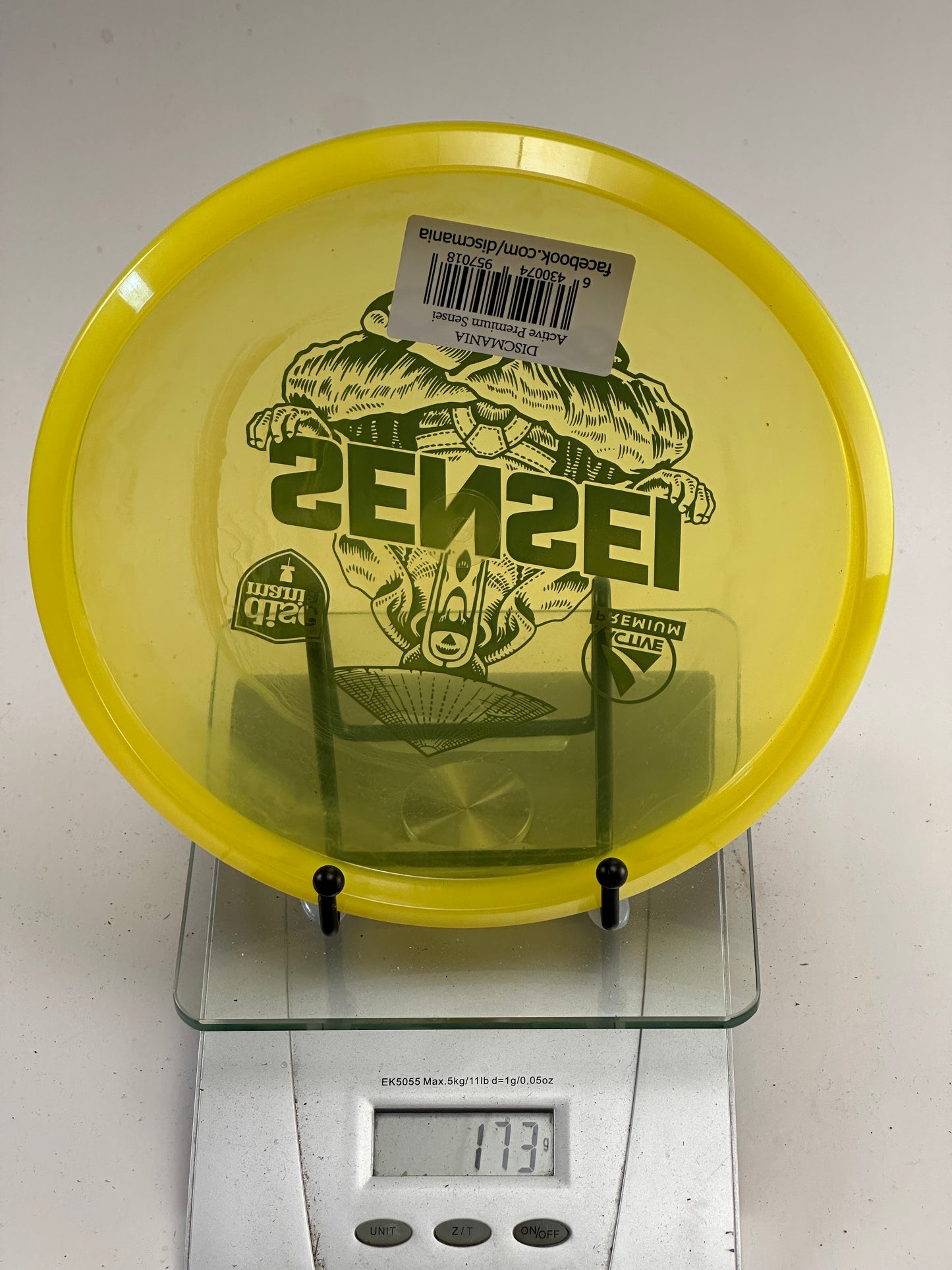 Discmania Active Premium Sensei yellow putter