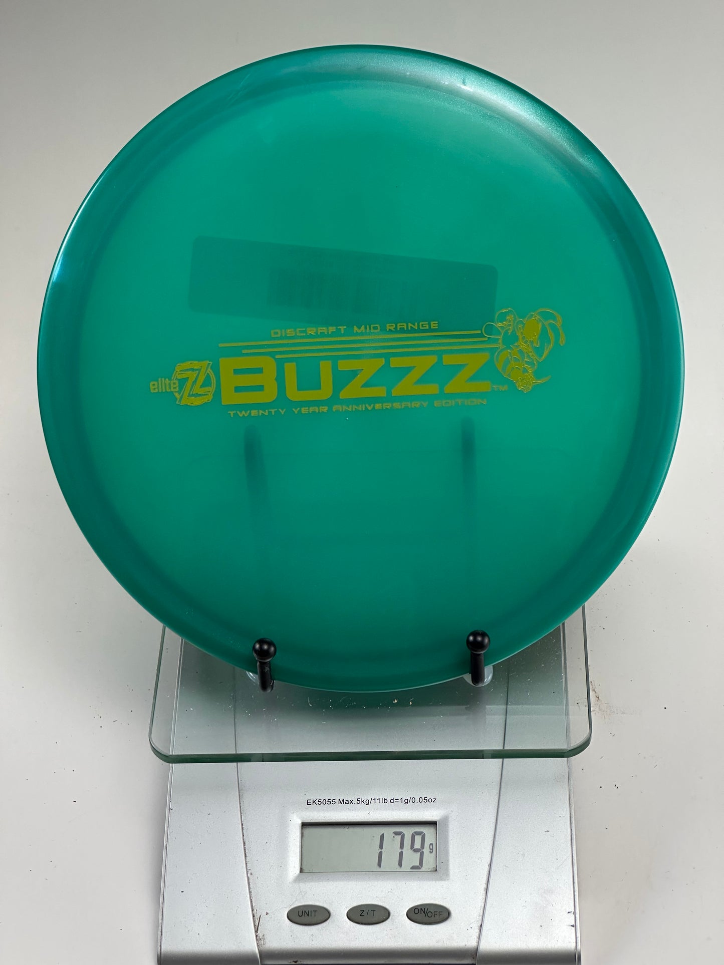 Discraft Buzzz 20 Year Anniversary Elite Z Midrange (Green, Gold Stamp)