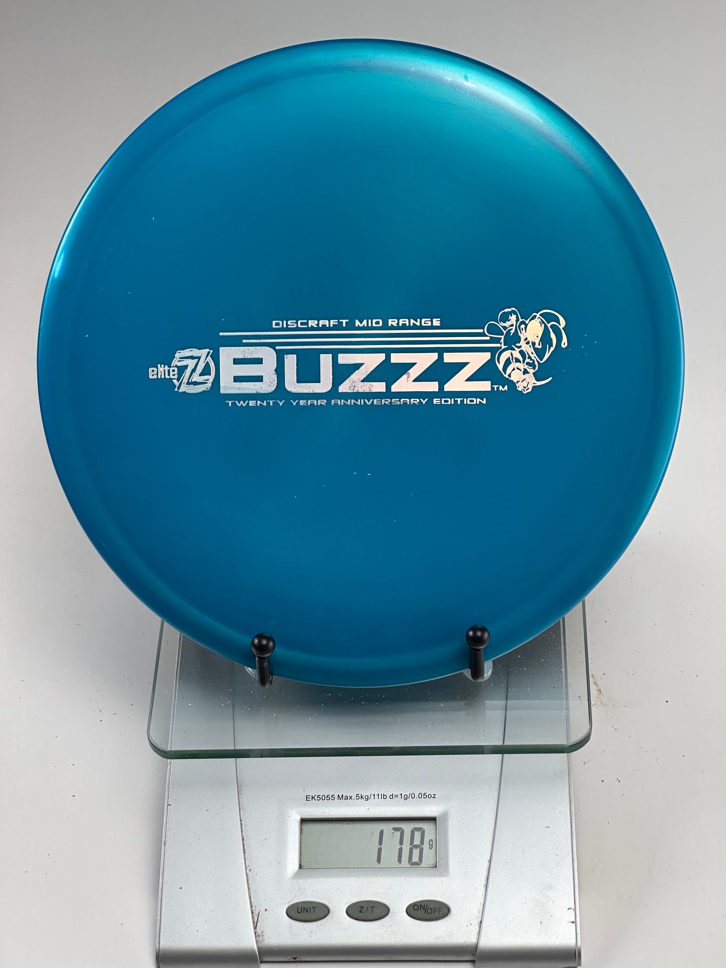 Discraft Buzzz 20 Year Anniversary Elite Z Midrange (Blue)