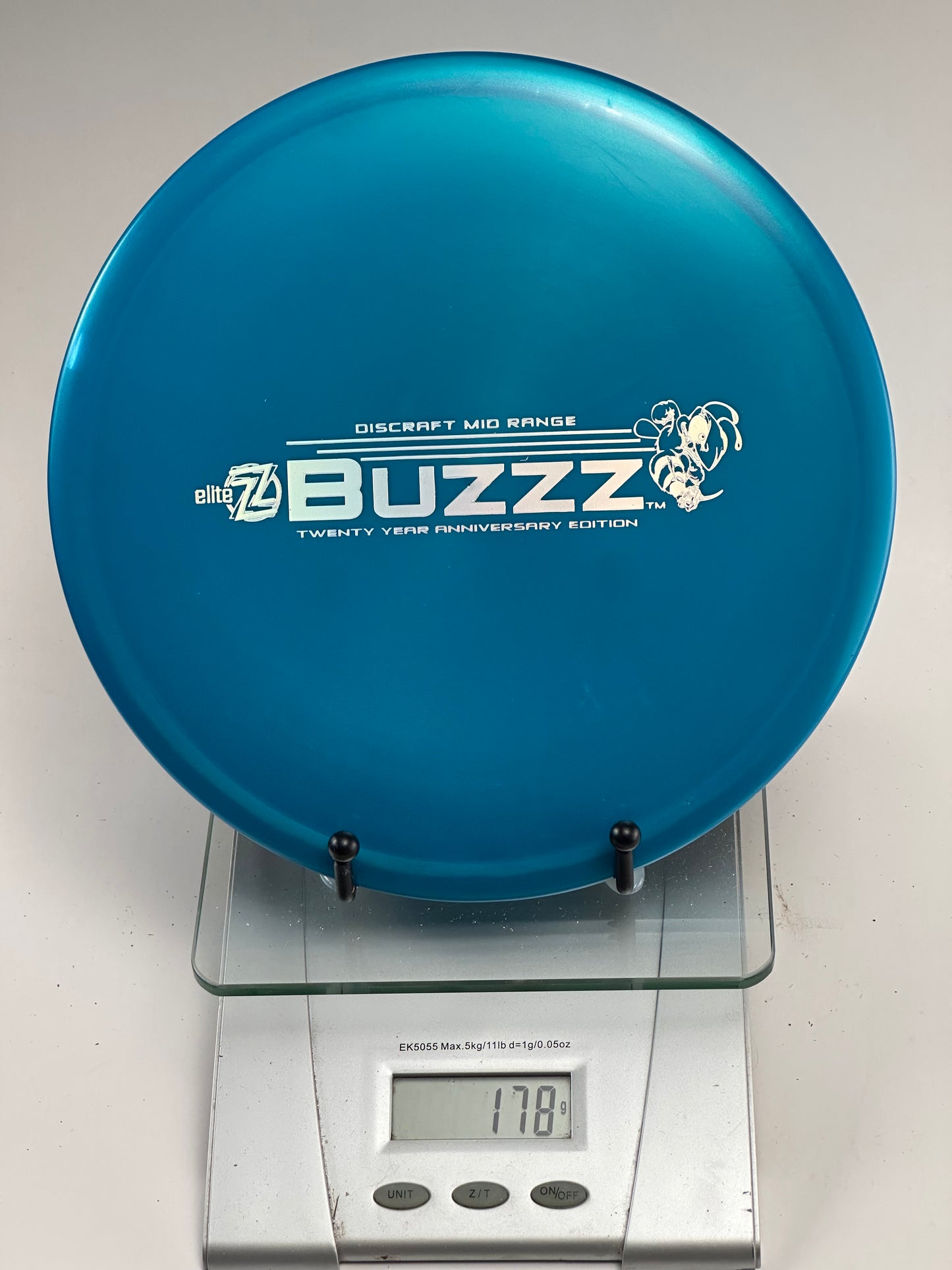 Discraft Buzzz 20 Year Anniversary Elite Z Midrange (Blue)