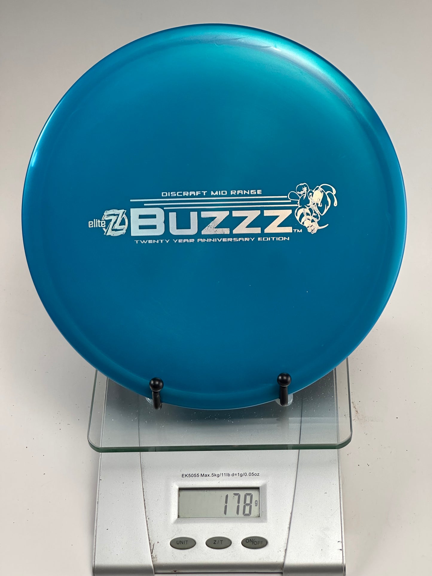Discraft Buzzz 20 Year Anniversary Elite Z Midrange (Blue)