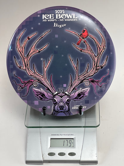 Discraft Buzzz Z – 2025 Ice Bowl Full-Color Deer & Cardinal Stamp