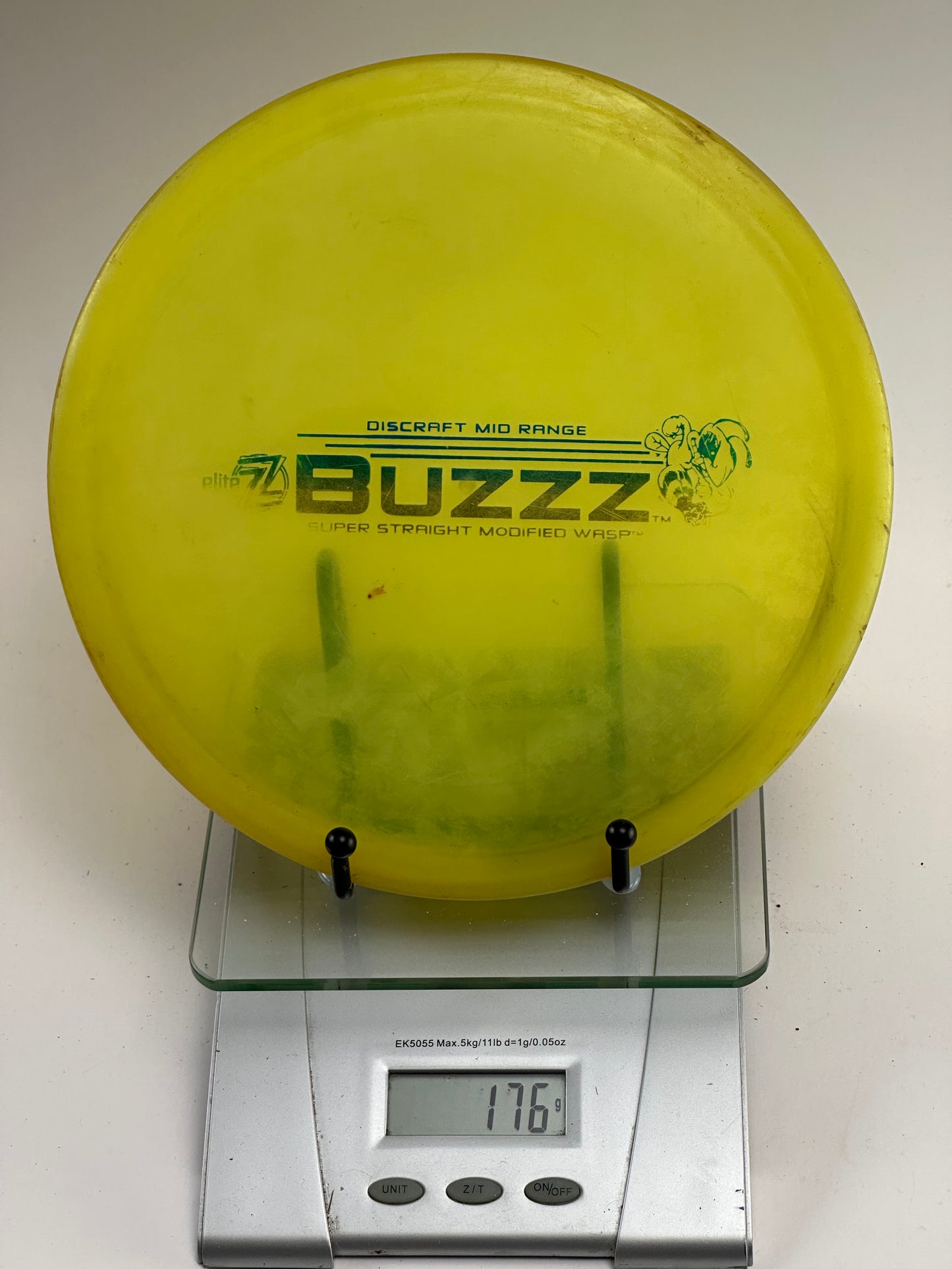 Discraft Buzzz Z (Elite Z) Midrange – Translucent Yellow, 176g
