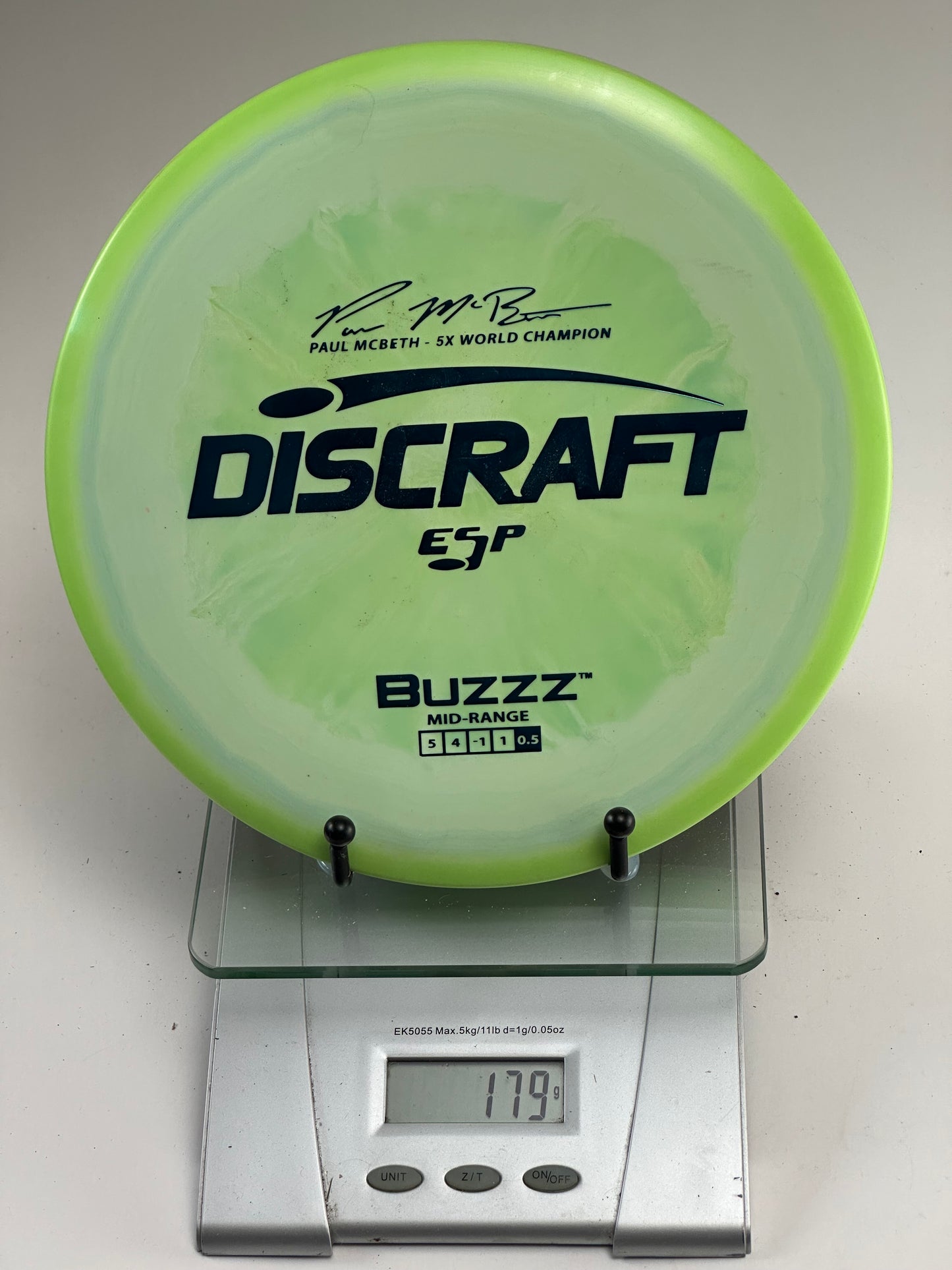 Discraft ESP Buzzz Midrange – Paul McBeth 5x Stamp – Swirly Green