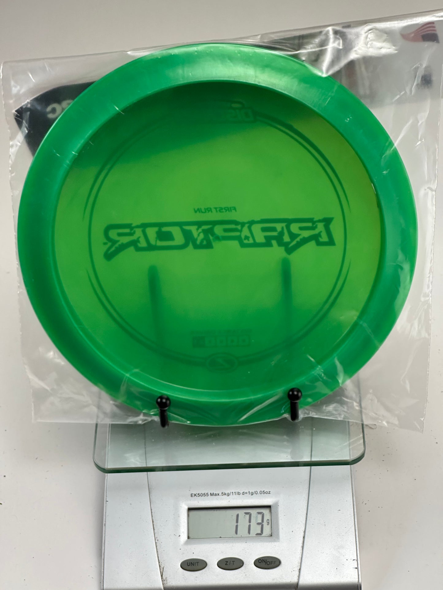 Discraft Raptor First Run Z (173g) – Transparent Green Distance Driver