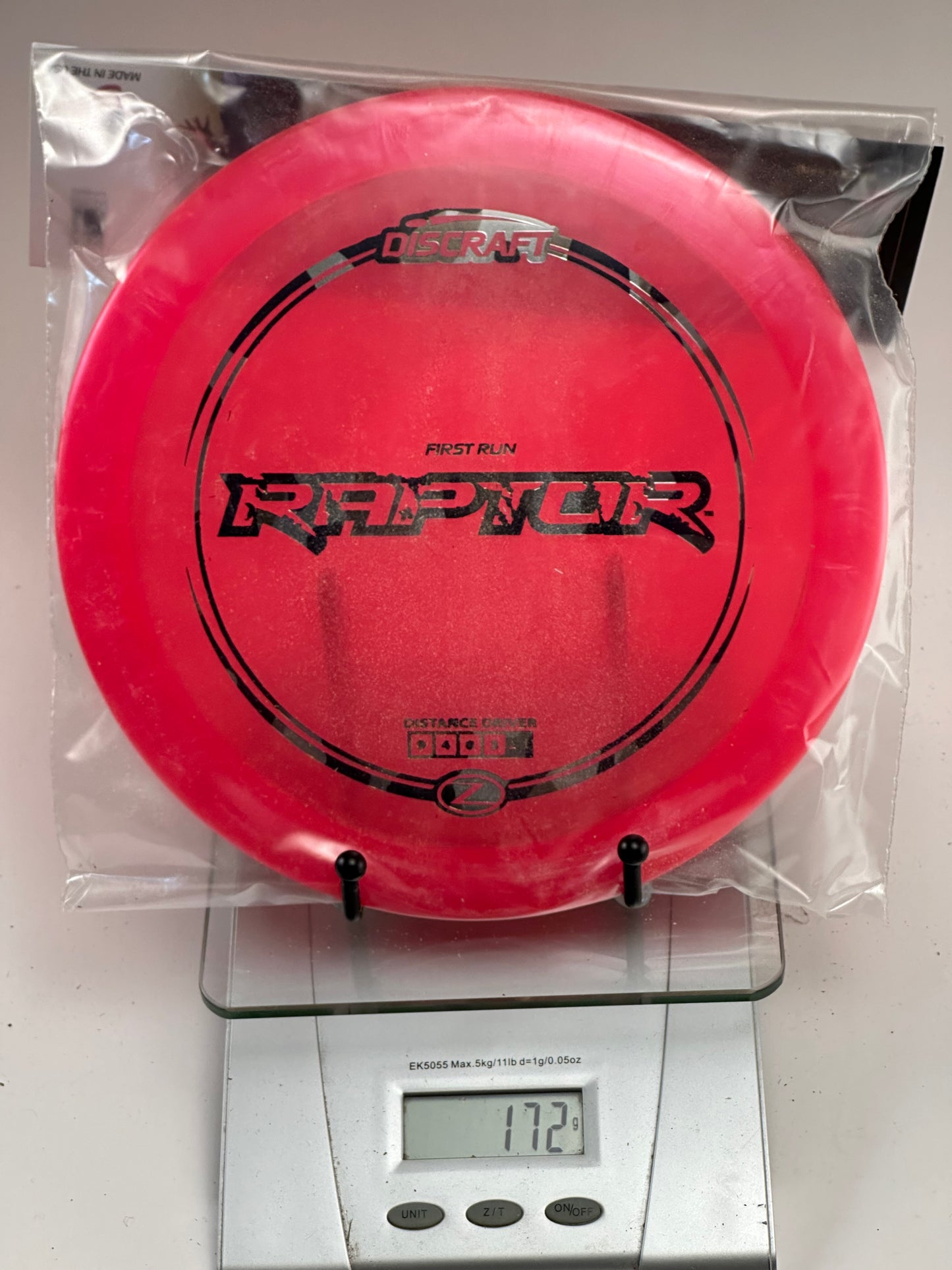 Discraft Raptor First Run Z Distance Driver – Transparent Red