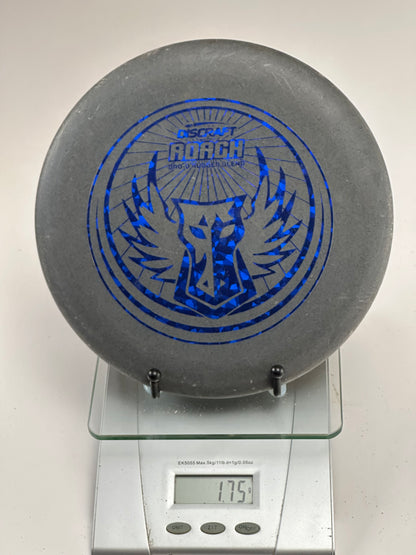 Discraft Roach Putter | Bro-D Rubber Blend | Gray Speckle | Blue Holo Stamp