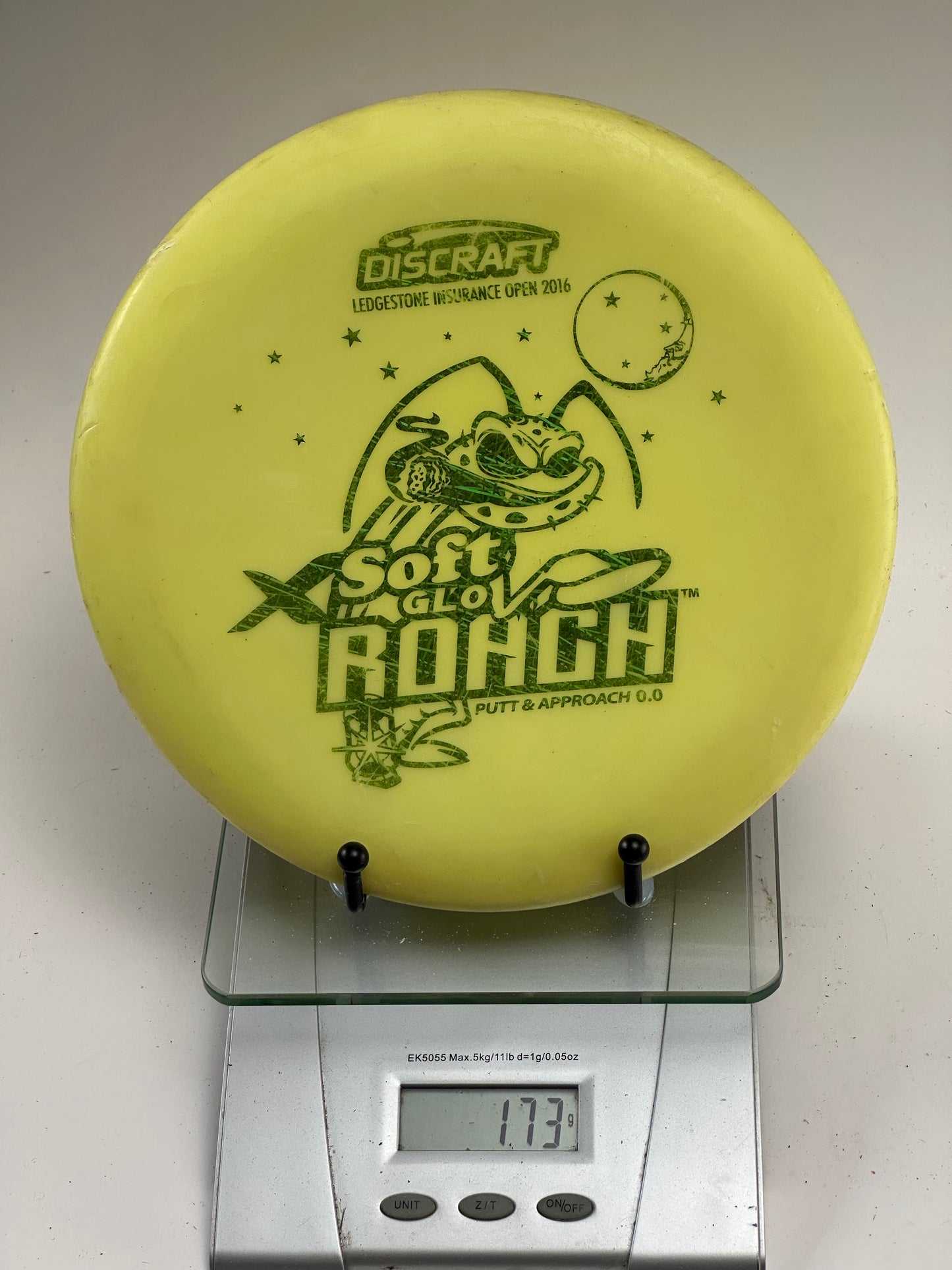 Discraft Soft Glow Roach (Ledgestone 2016) Yellow Putter