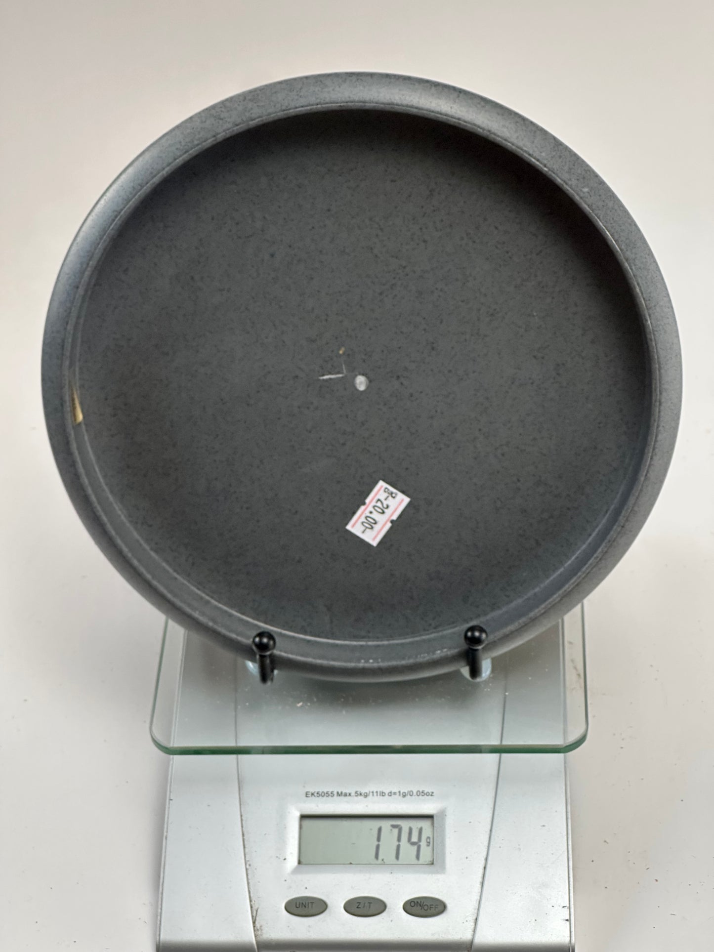 Discraft Roach Bro-D Rubber Blend Putter, Gray Speckle w/ Rainbow Foil