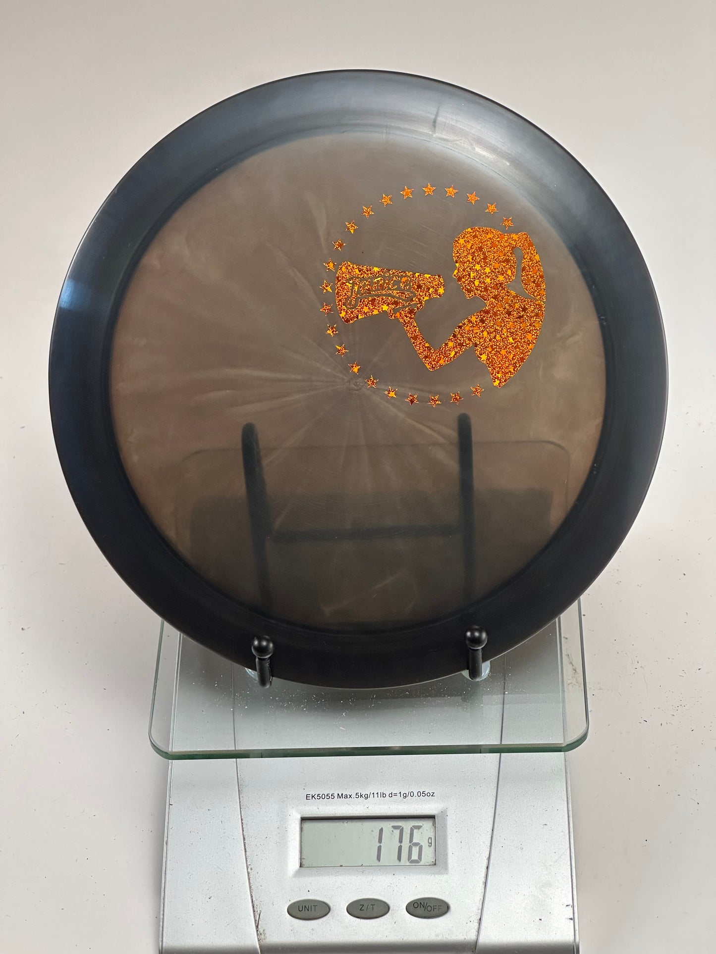 Discraft Z Swirl Thrasher – Smoke/Gray w/ Orange Glimmer Cheerleader Stamp