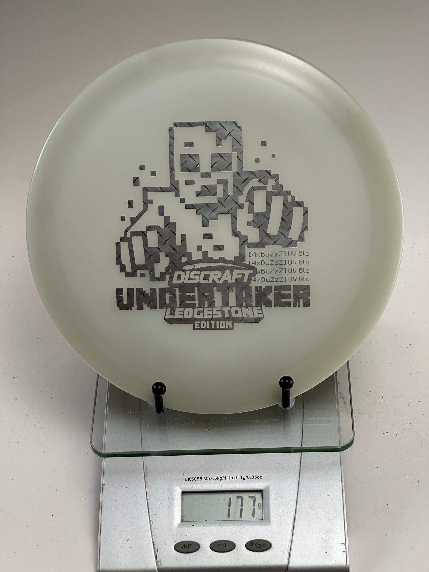 Discraft Undertaker Z Glo UV Ledgestone Edition (Glow)