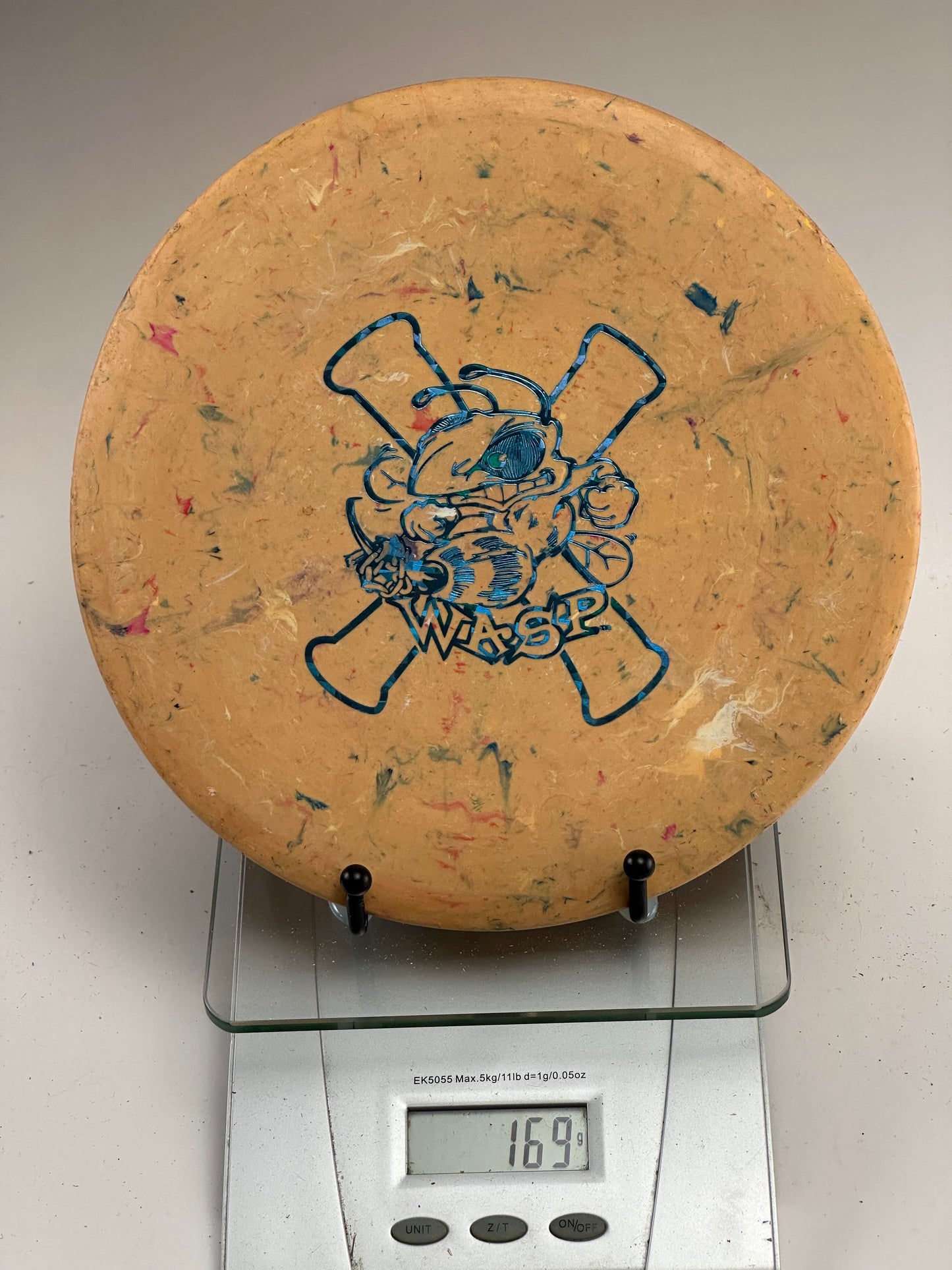 Discraft Jawbreaker Wasp Midrange – Swirly Tan w/ Blue Wasp Stamp (Used)