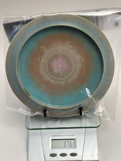 Discraft ESP Prototype Zeus 176g Swirly Cream/Blue Paul McBeth Stamp