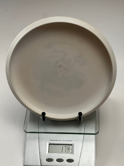 Innova DX Aviar Putter | 2005 Ice Bowl Penguin Stamp | Off-White