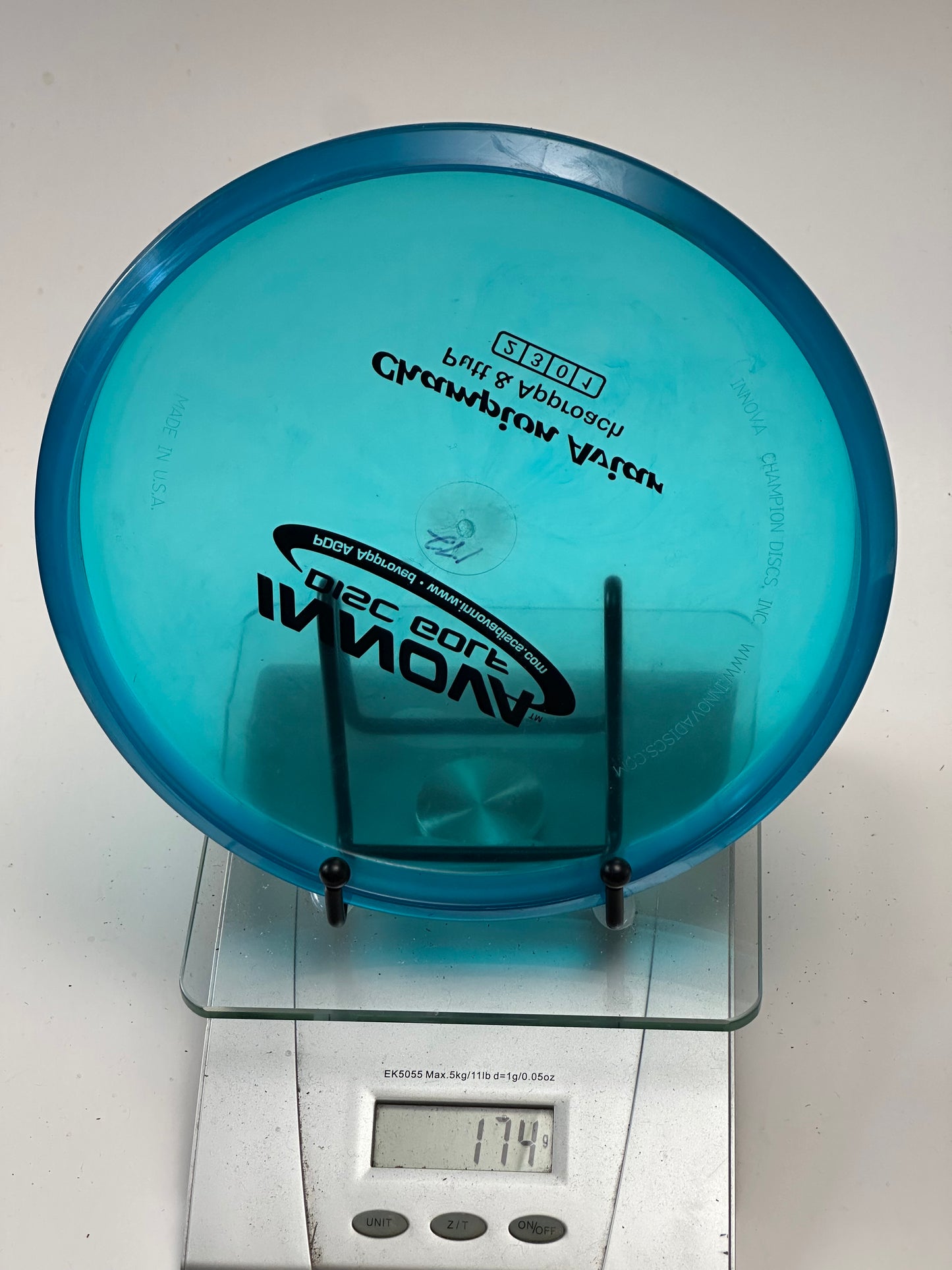 Innova Champion Aviar (Champion) Blue Translucent Putt & Approach 174g