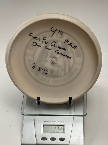 Innova KC Pro Aviar Putter – Foster Pet Outreach Dog Days of Summer Stamp