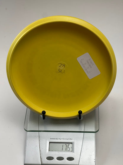Innova KC Pro Aviar (175g) – Ching Town Final Stamp Yellow Putter