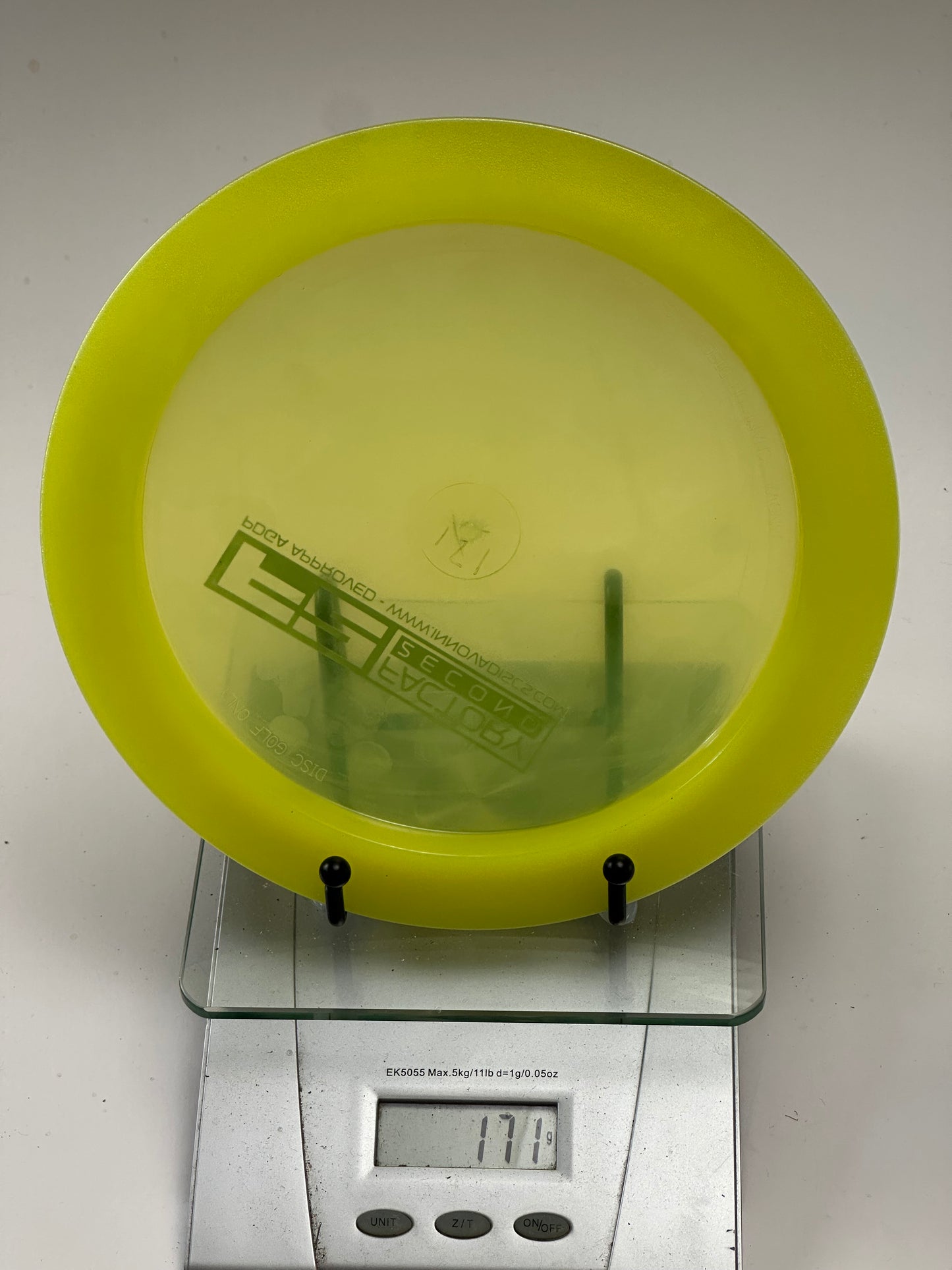 Innova F2 Boss Champion Distance Driver - Transparent Yellow Rim