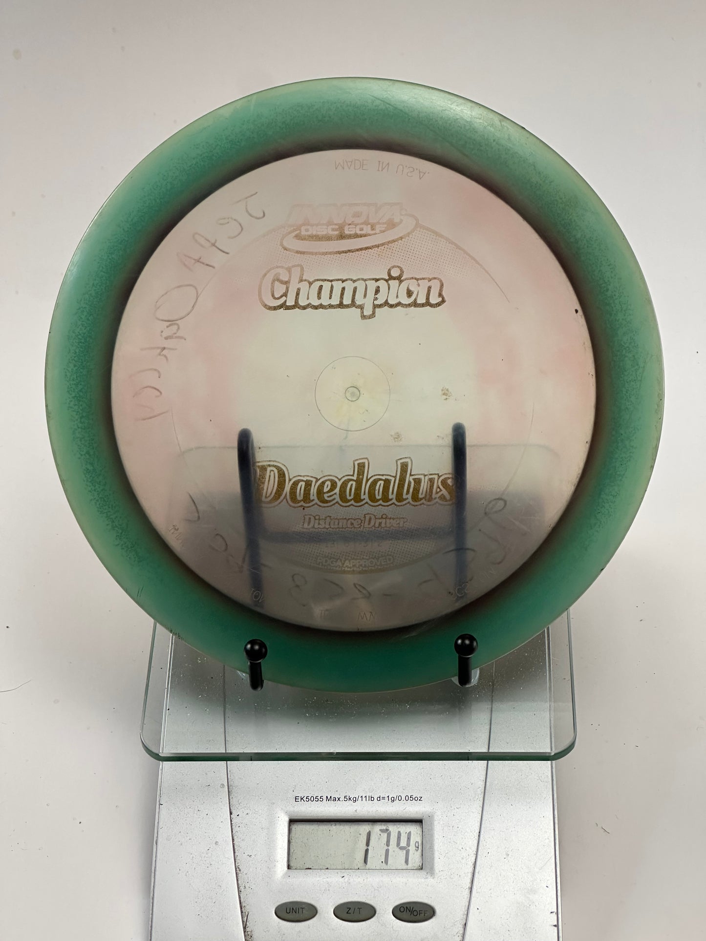 Innova Champion Daedalus Distance Driver – Translucent w/ Green Rim