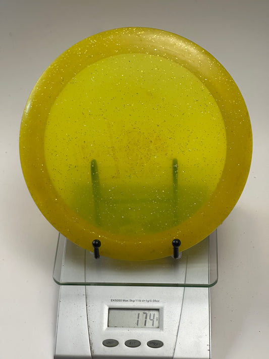 Innova Destroyer – Champion Glitter (Transparent Yellow)