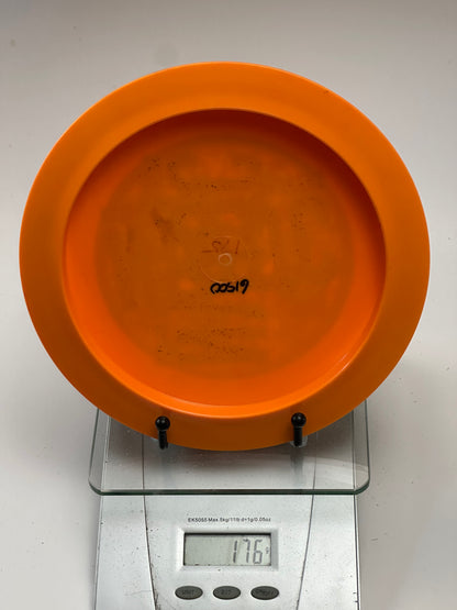 Innova Star Destroyer F2 Embossed Orange Distance Driver (176g)