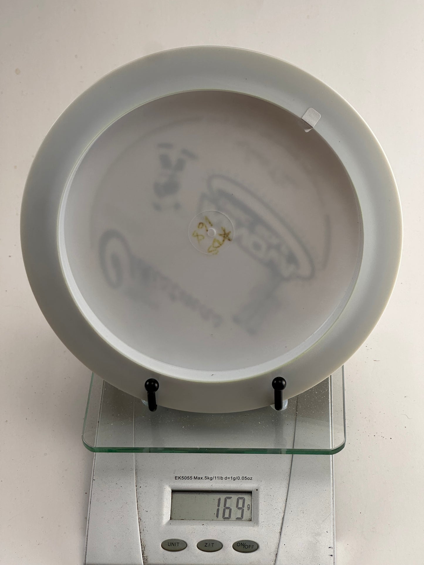 Innova DX Destroyer (Pre-Embossed) White “Merry Christmas” Santa Stamp