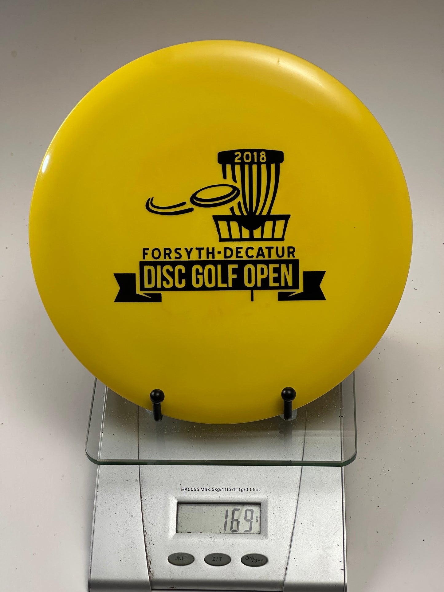 Innova Star Destroyer (Embossed) 169g Yellow 2018 Forsyth-Decatur DGO Stamp